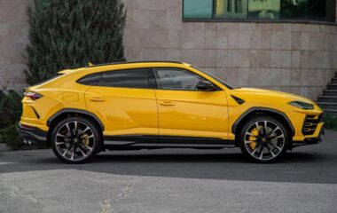 2021 Lamborghini Urus, 4.0L